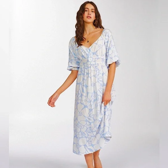 knee length dresses for ladies Billabong Sway Away Dress main image 0